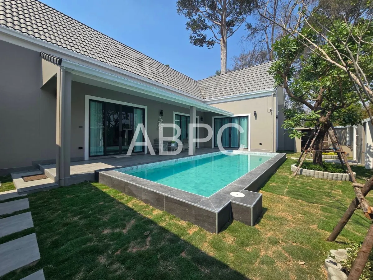 Pool Villa For Sale photo 9