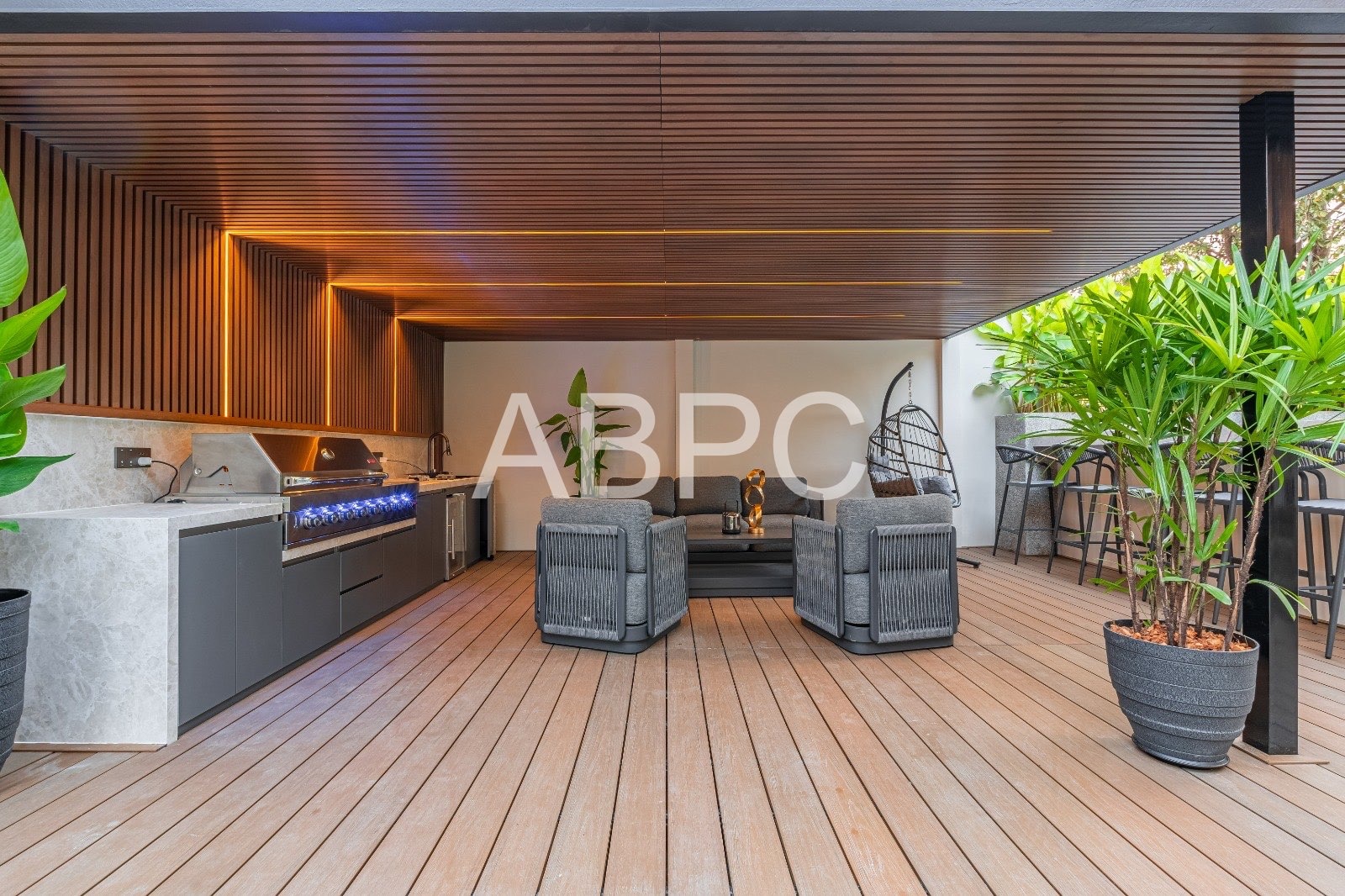 Brand New Modern Luxury 4 Bed 5 Bath Pool Villa In Jomtien photo 4