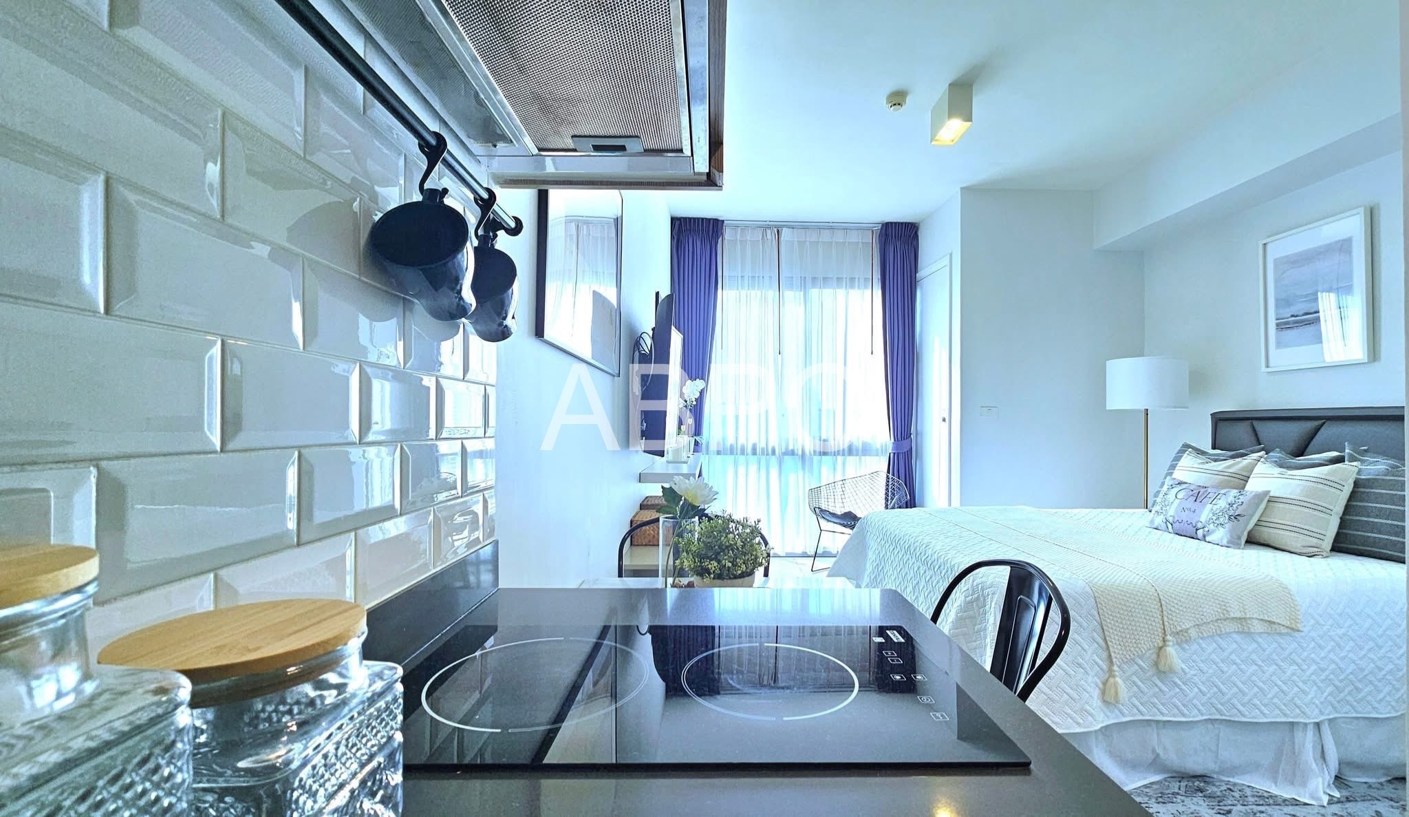 Studio Condo For Sale photo 11