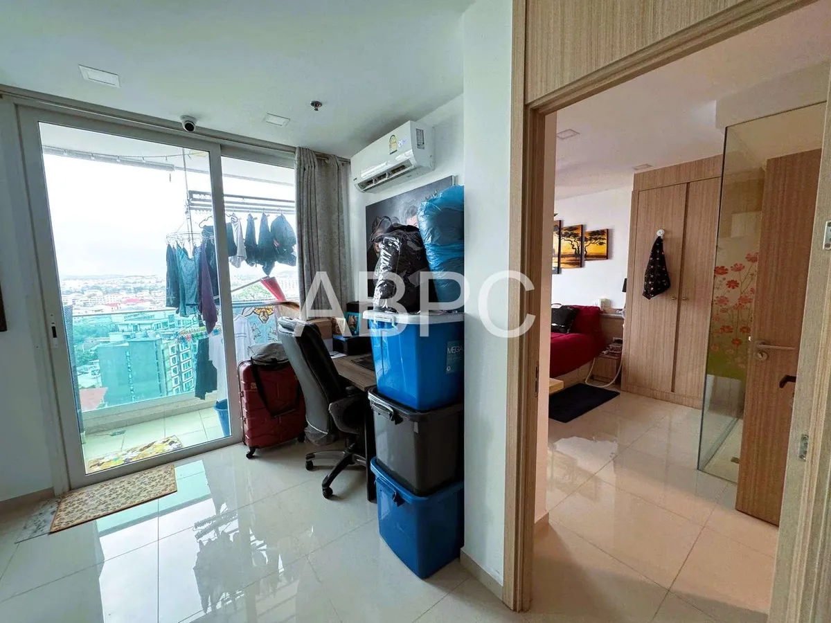 Large City View 1 Bed 2 Bath Condo in Central Pattaya photo 16