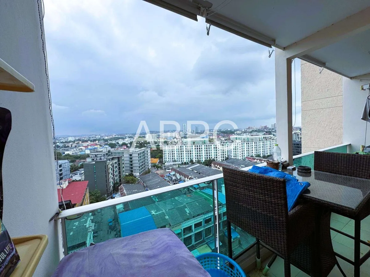 Large City View 1 Bed 2 Bath Condo in Central Pattaya photo 5
