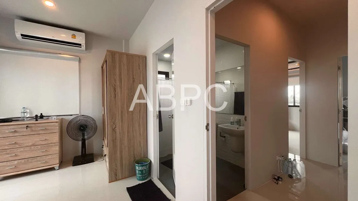 Townhouse in East Pattaya for Sale photo 7