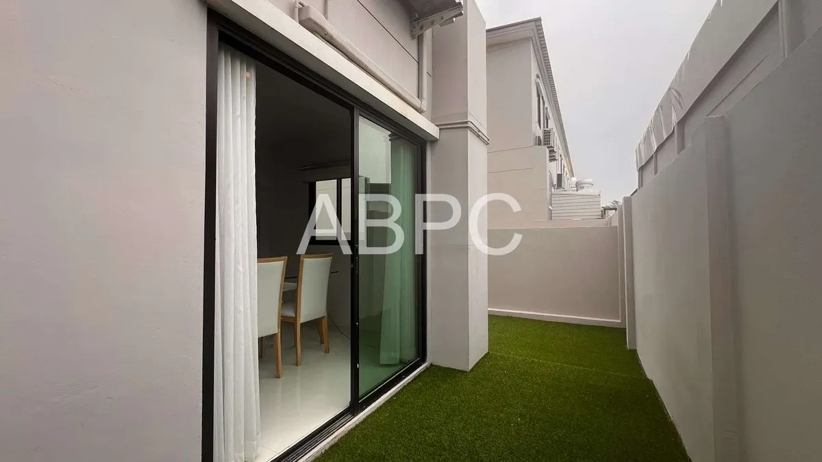 Townhouse in East Pattaya for Sale photo 8