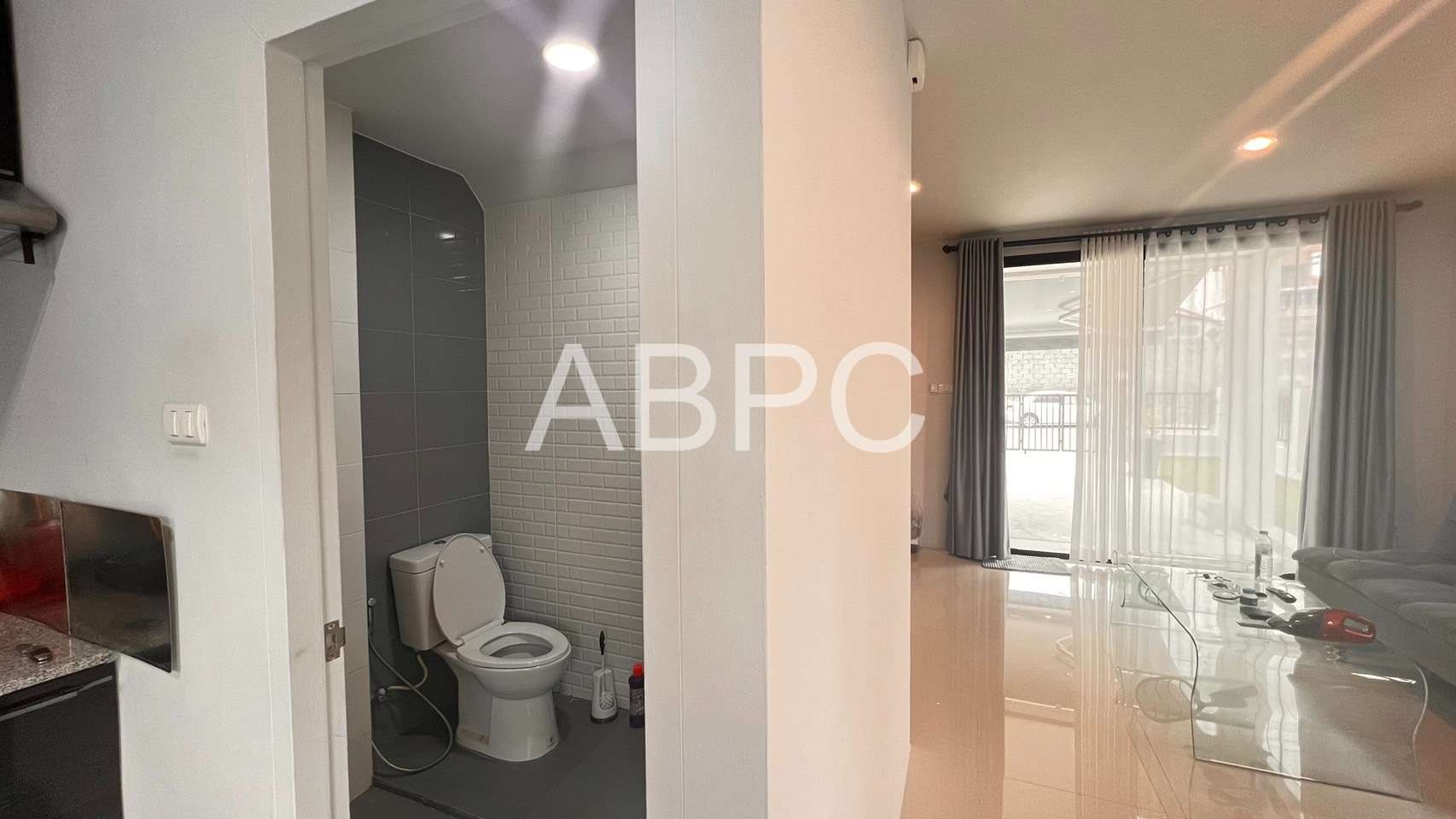 Townhouse in East Pattaya for Sale photo 4