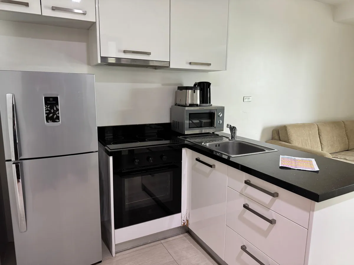 Spacious 1 Bed Condo in Pratumnak - The Elegance Condominium photo 12