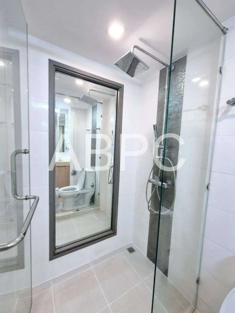Sunset Ocean View Studio Condo in Wongamat photo 12