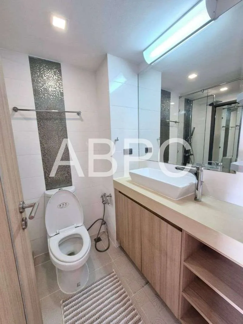 Sunset Ocean View Studio Condo in Wongamat photo 4