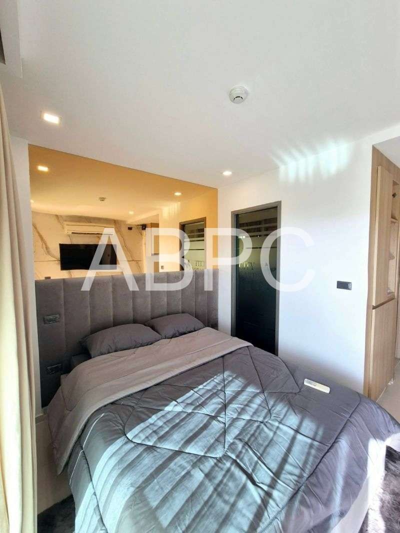 Sunset Ocean View Studio Condo in Wongamat photo 12