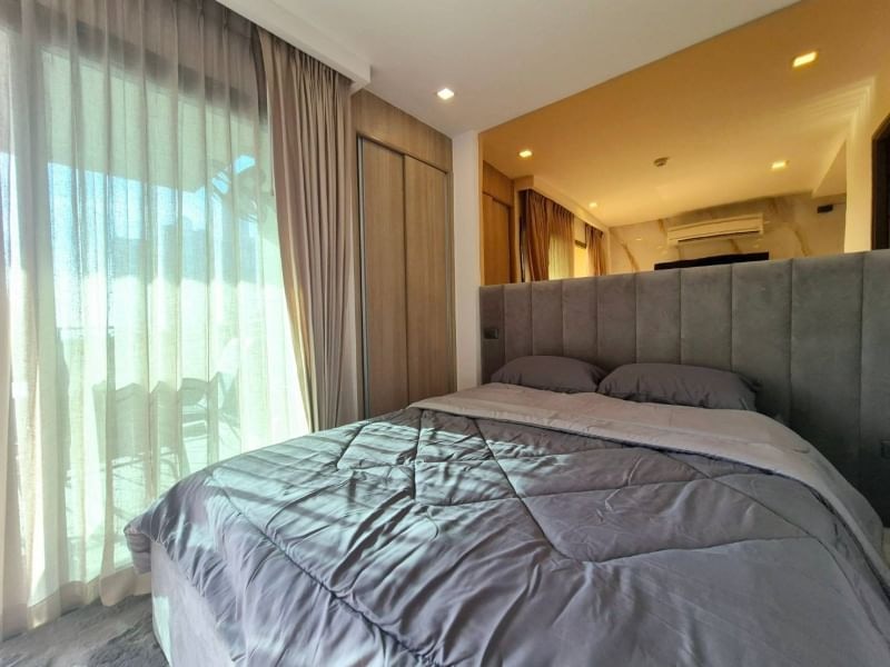Sunset Ocean View Studio Condo in Wongamat photo 14