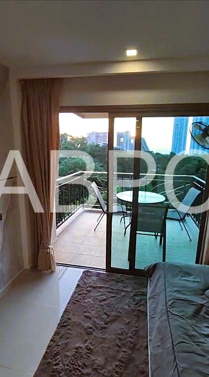Sunset Ocean View Studio Condo in Wongamat photo 8