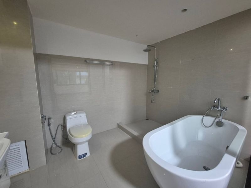 Beachfront Ocean View Townhouse in Jomtien photo 21