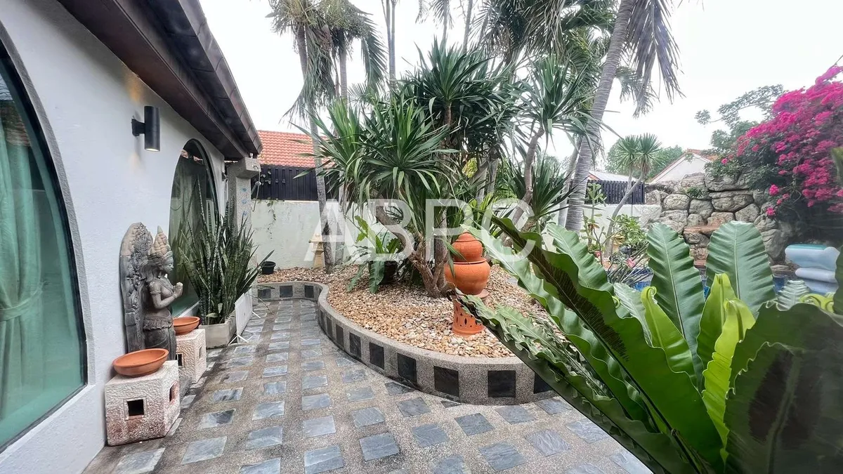 4 Bedrooms 4 Bathrooms in East pattaya photo 11
