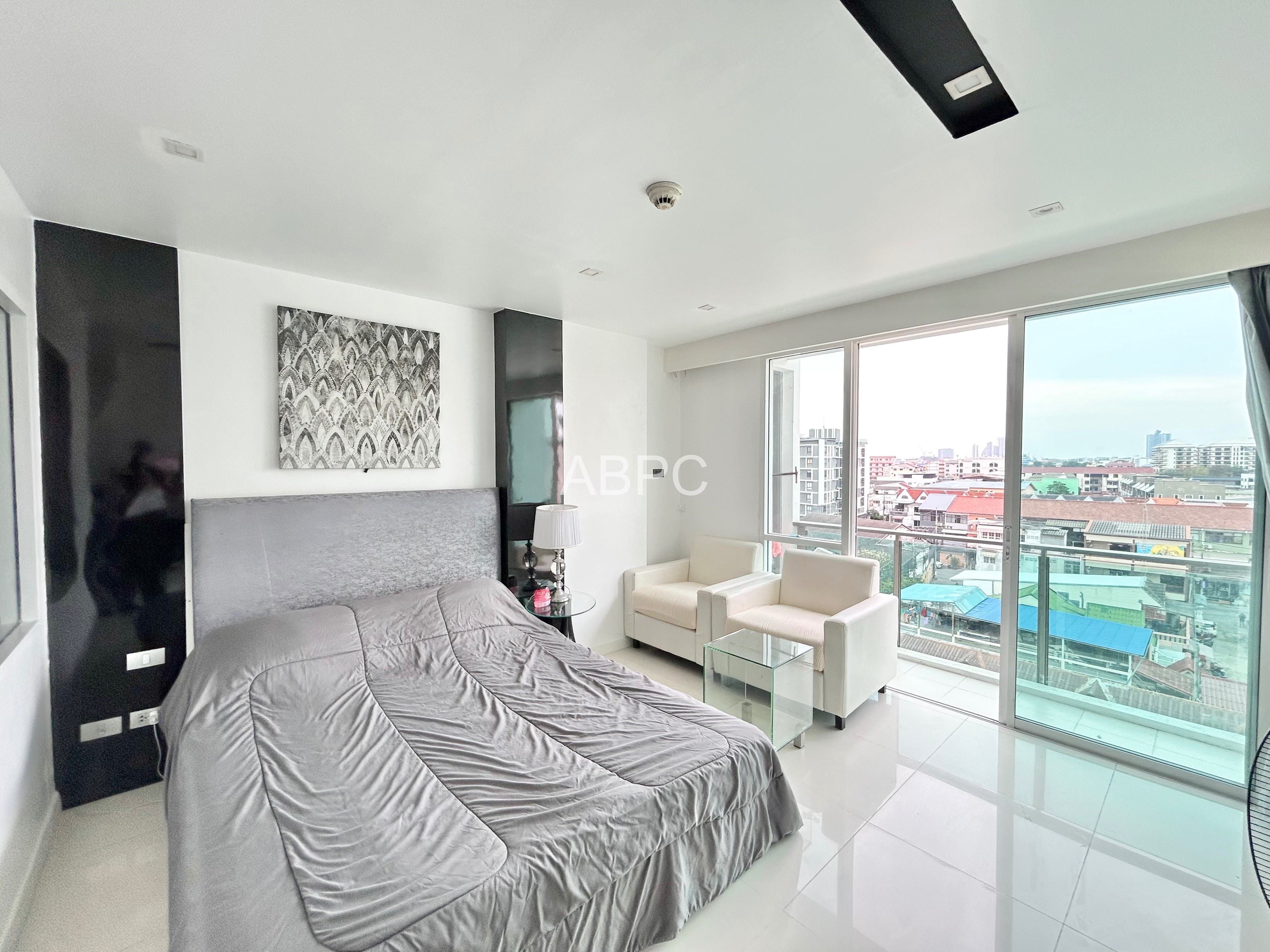 Studio Condo For Sale in Central Pattaya photo 8