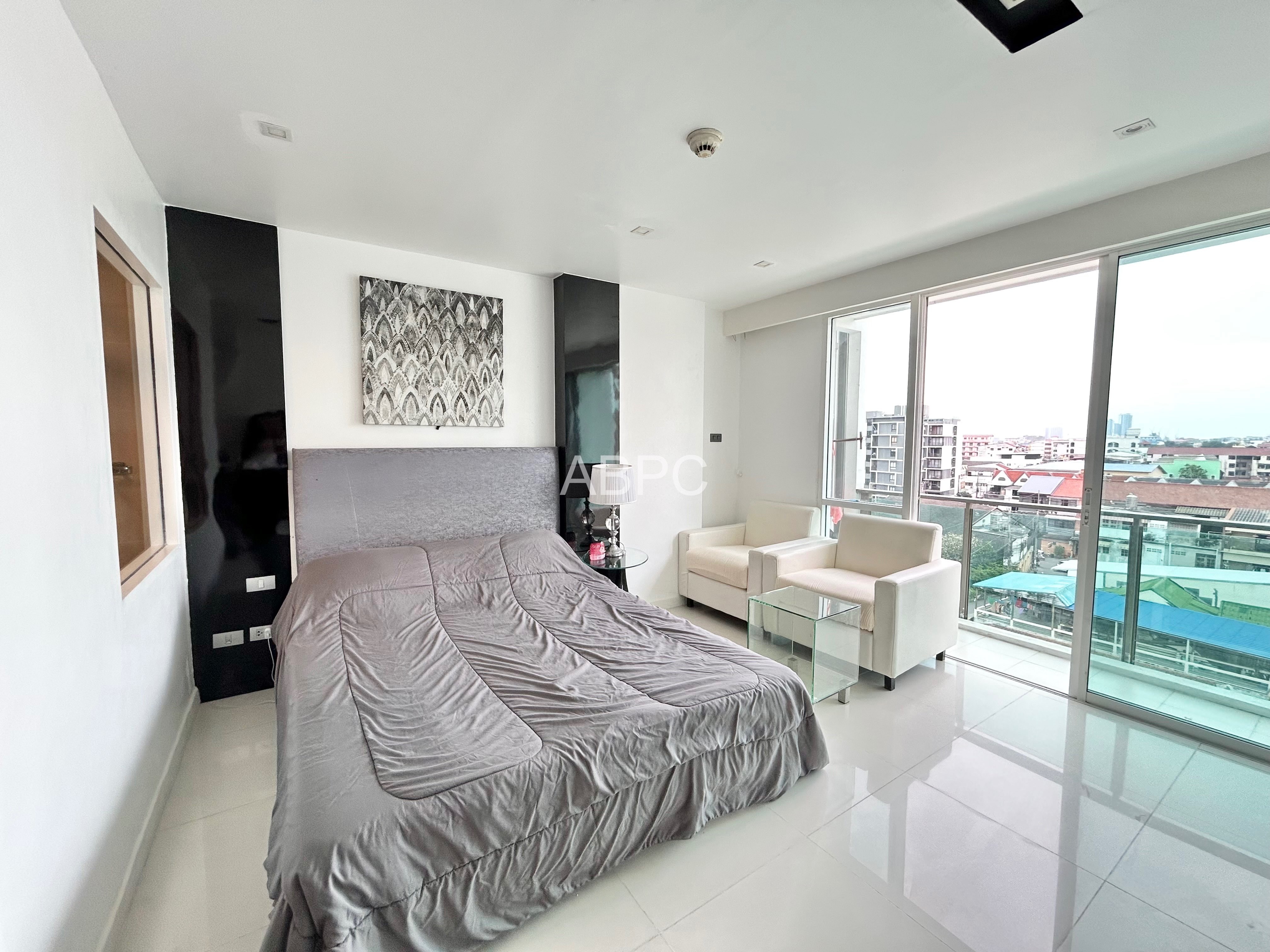 Studio Condo For Sale in Central Pattaya photo 4