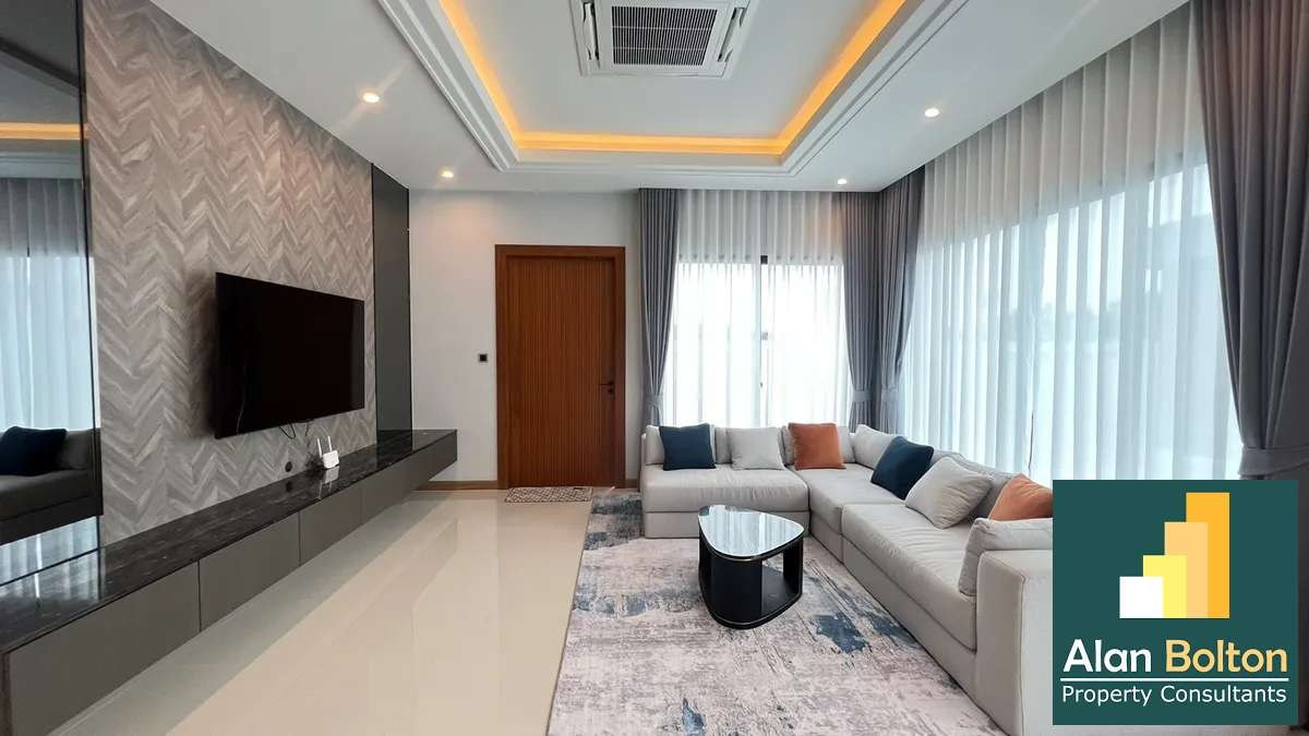 Pool villa For Sale and rent 3 Bedrooms 4 Bathrooms in Mabprachan Area photo 18