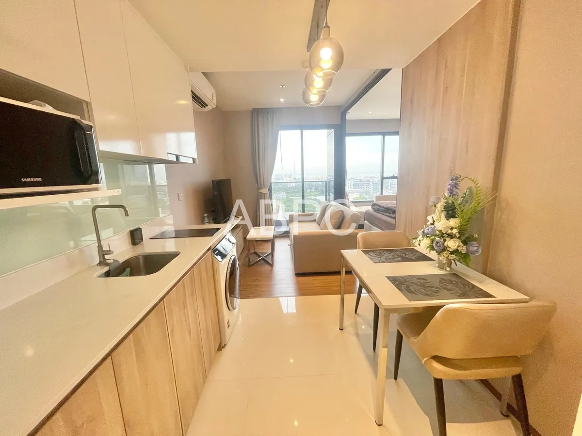 Luxury Condo For Rent in North Pattaya photo 8