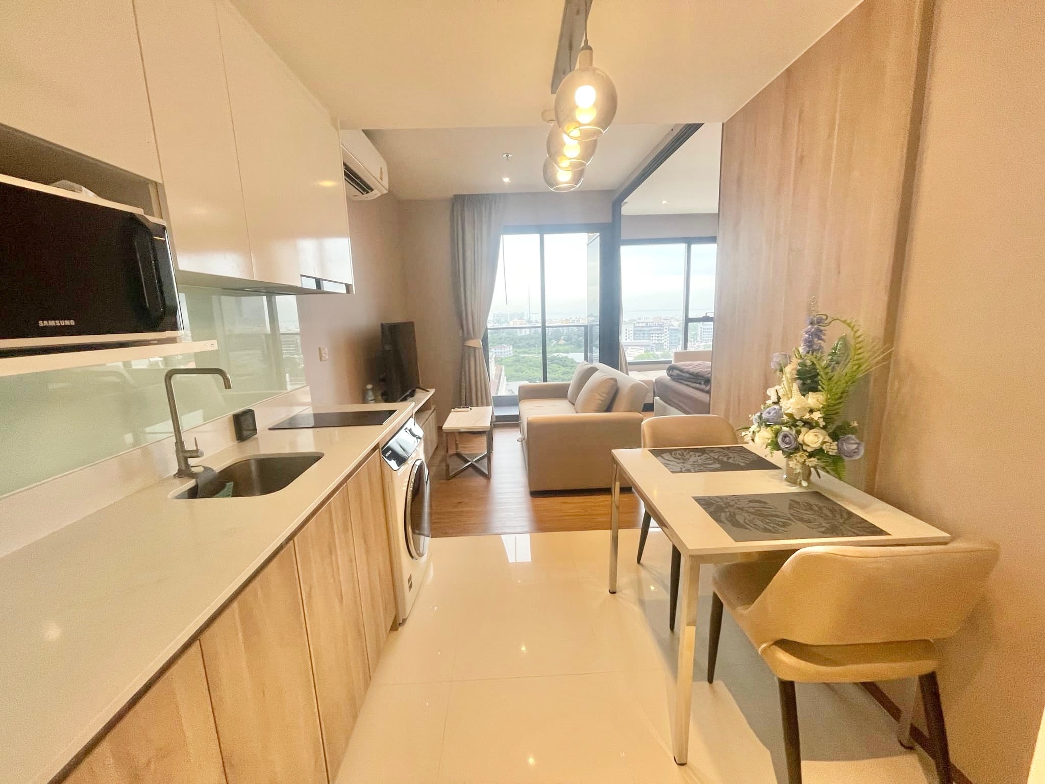 Luxury Condo For Rent in North Pattaya photo 14