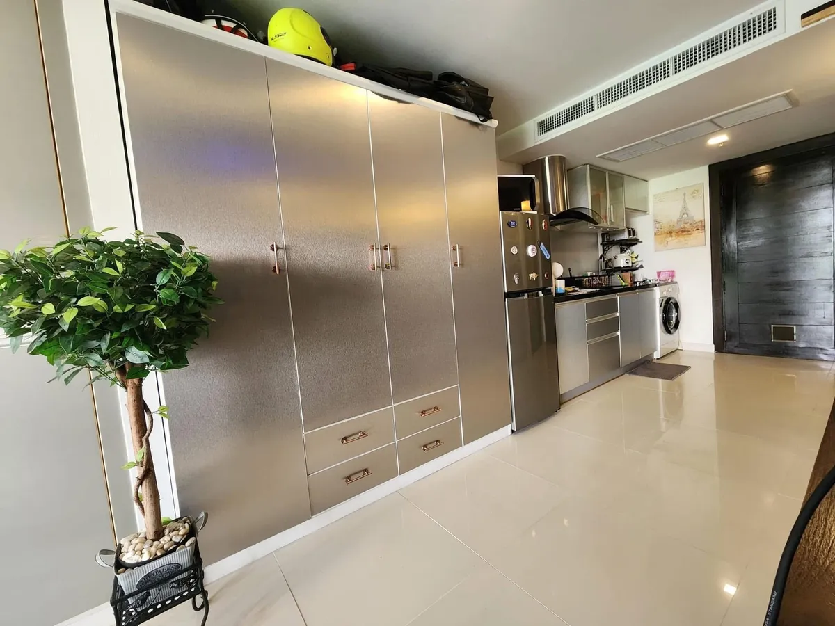 Stunning 1 bed Pattaya Heights photo 18