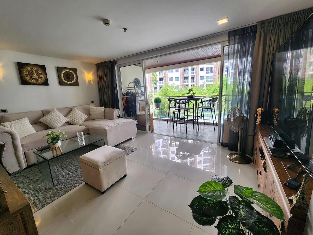 Stunning 1 bed Pattaya Heights photo 19