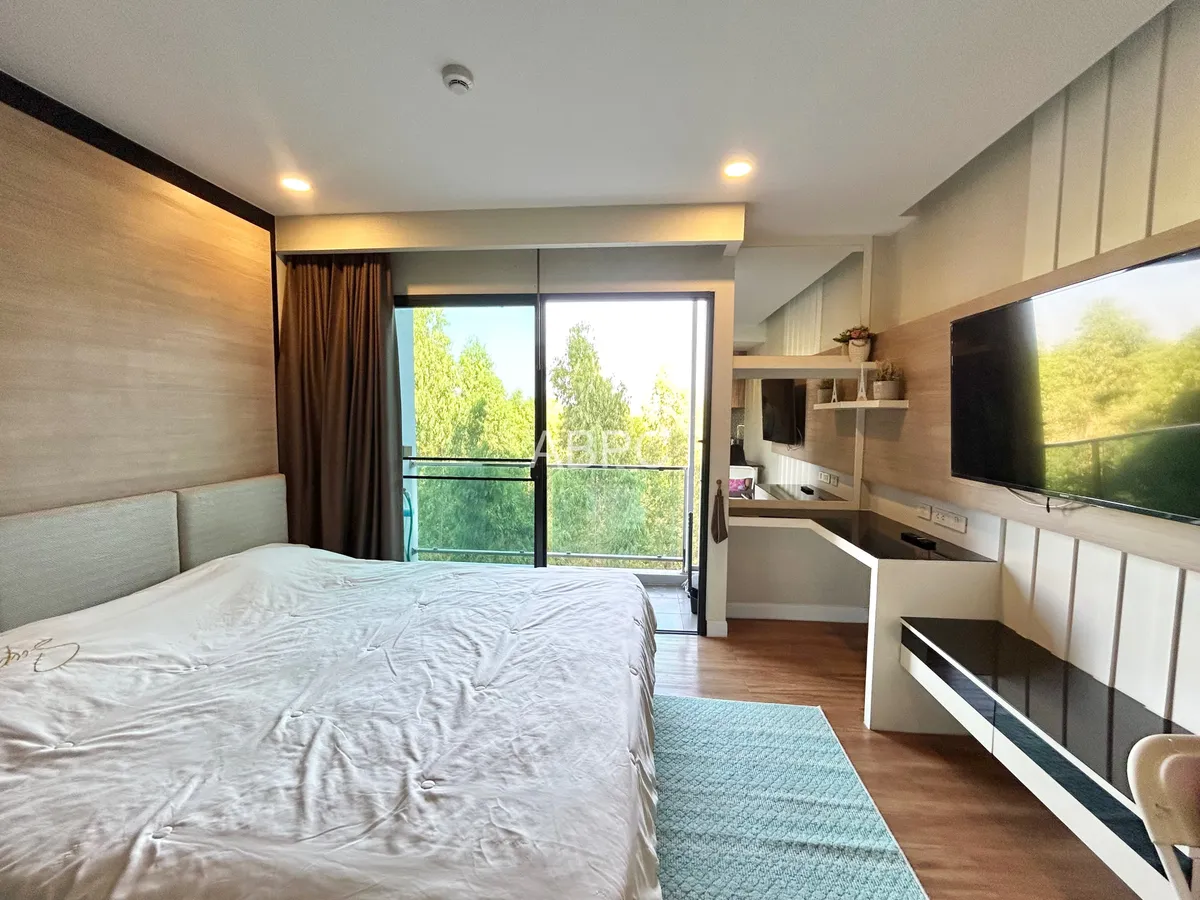 Studio Condo For Rent - Dusit Grand Park photo 6