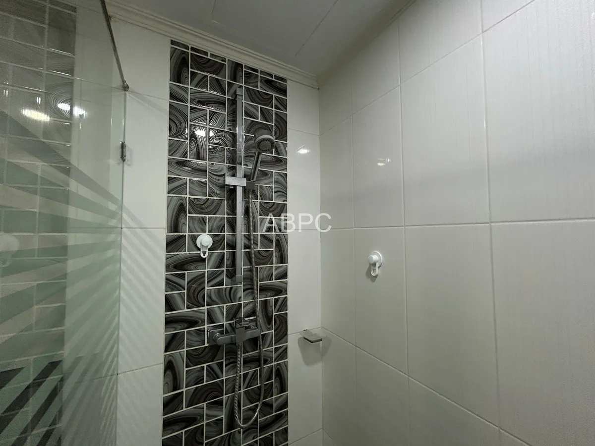 Studio Condo For Rent - Dusit Grand Park photo 9