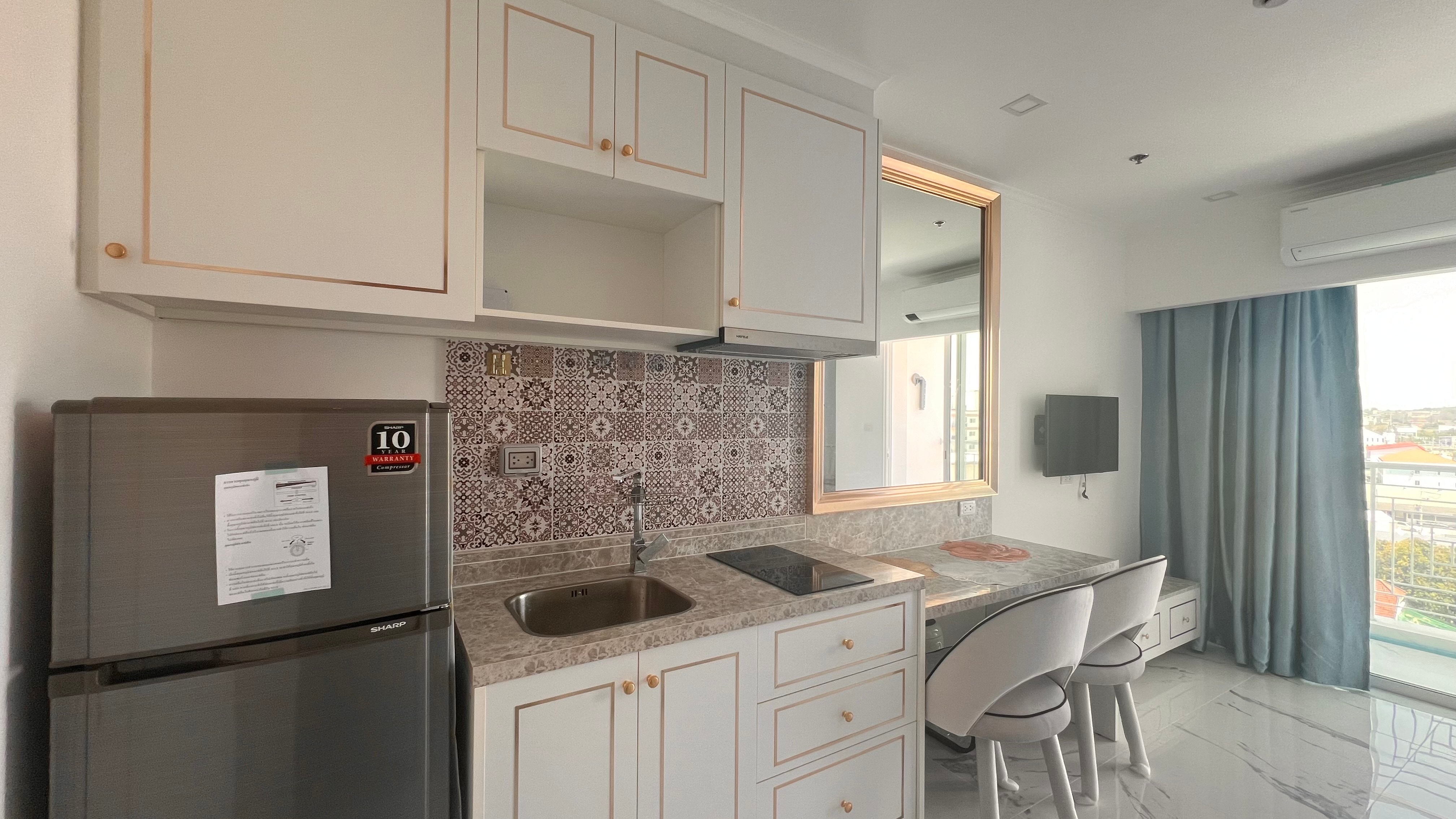 JUST IN A Modern studio for rent at Empire Jomtien photo 14