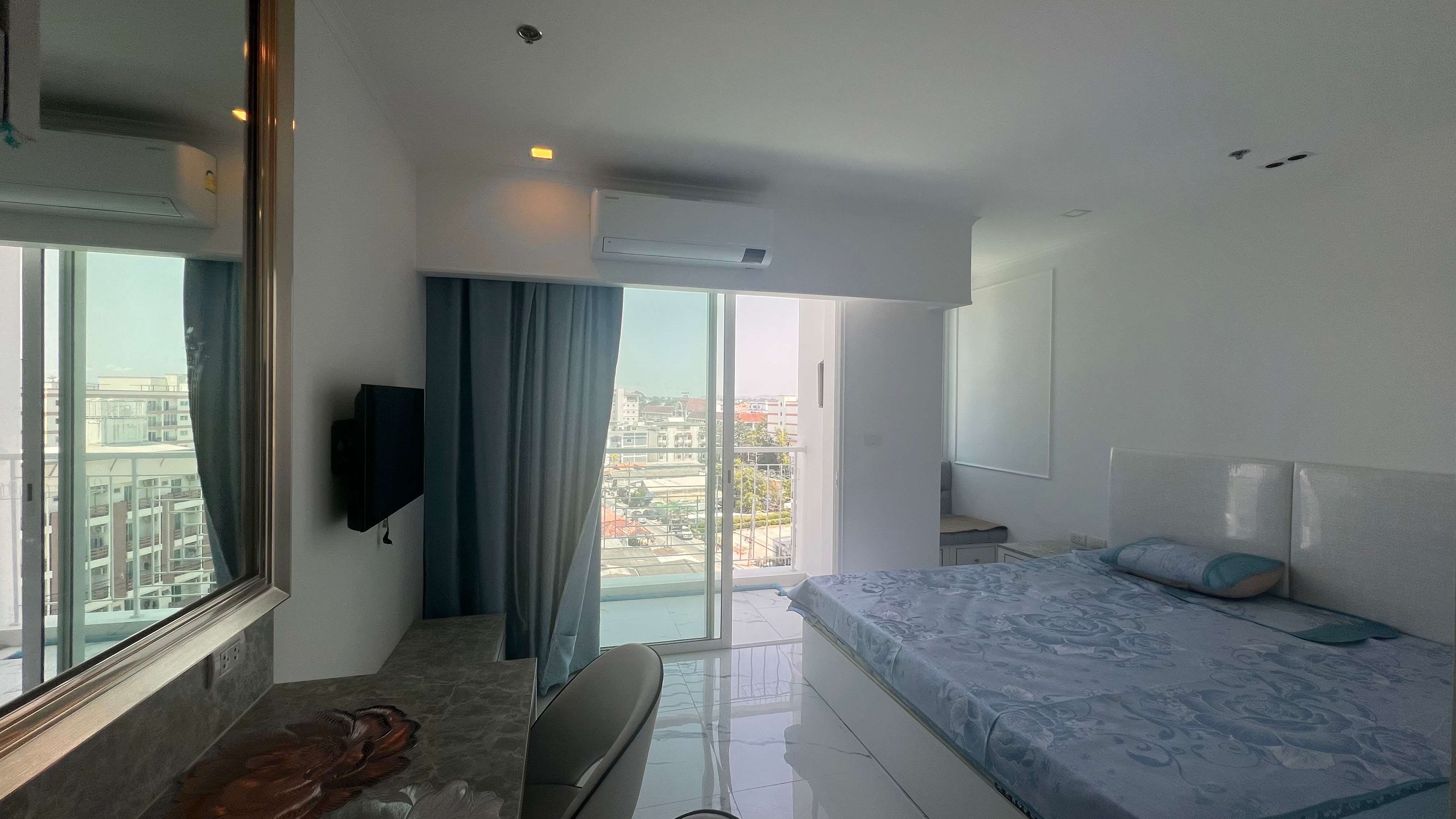 JUST IN A Modern studio for rent at Empire Jomtien photo 13