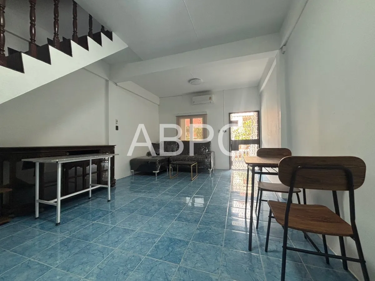 3 bedroom Townhouse for rent