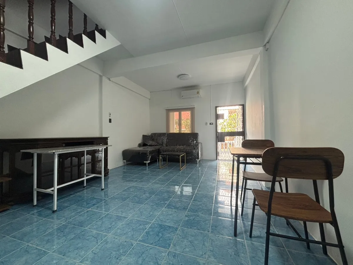 3 bedroom Townhouse for rent photo 14