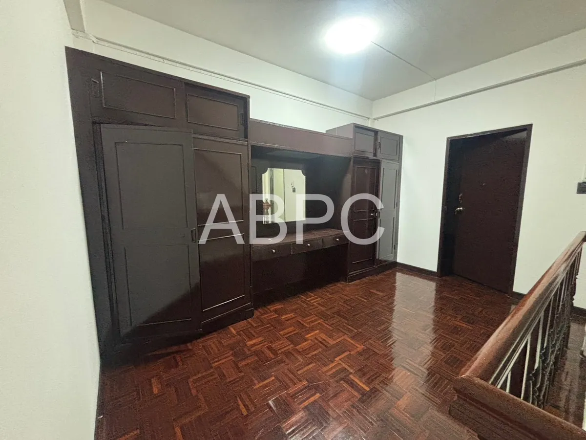 3 bedroom Townhouse for rent photo 5