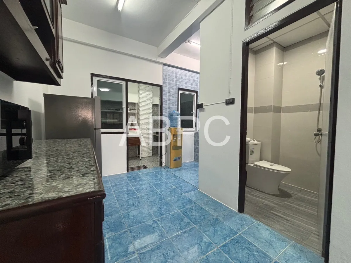 3 bedroom Townhouse for rent photo 8