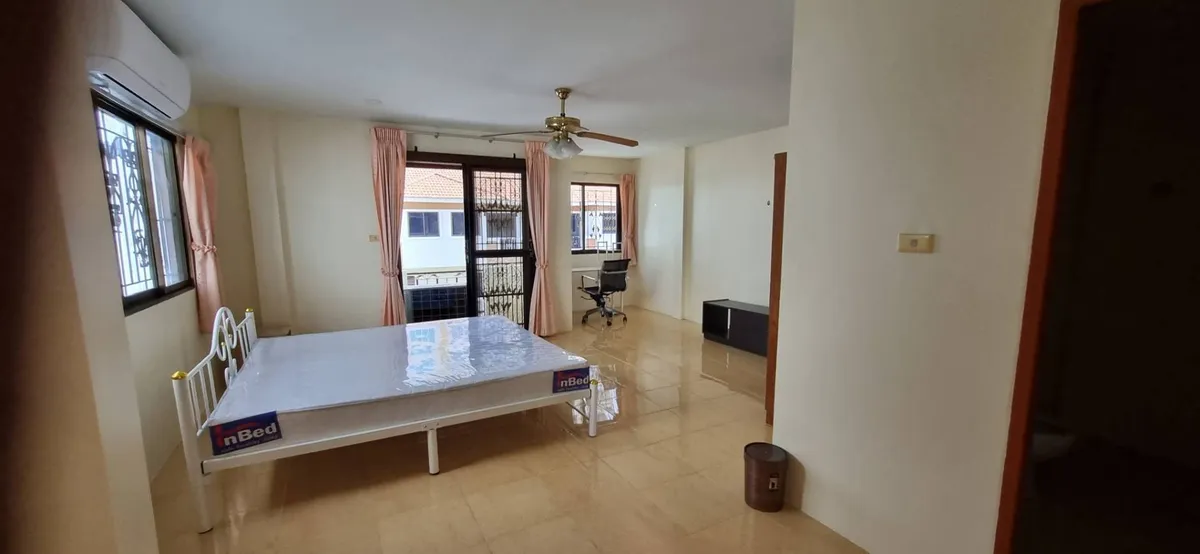 3 Bedroom House For Rent in Central Pattaya photo 24