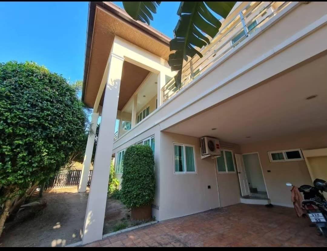 JUST IN A nice 2 - Storey House with private pool for Sale and Rent with Pets friendly photo 26