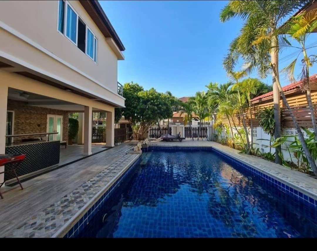JUST IN A nice 2 - Storey House with private pool for Sale and Rent with Pets friendly photo 25