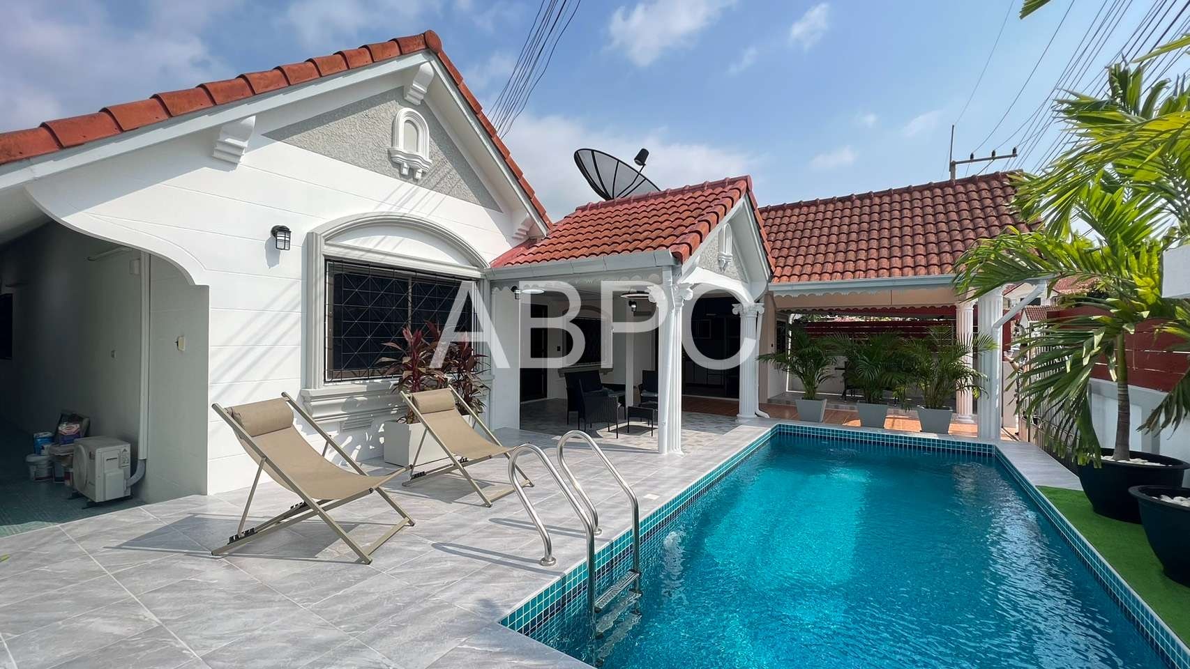 Pool villa For Sale photo 4