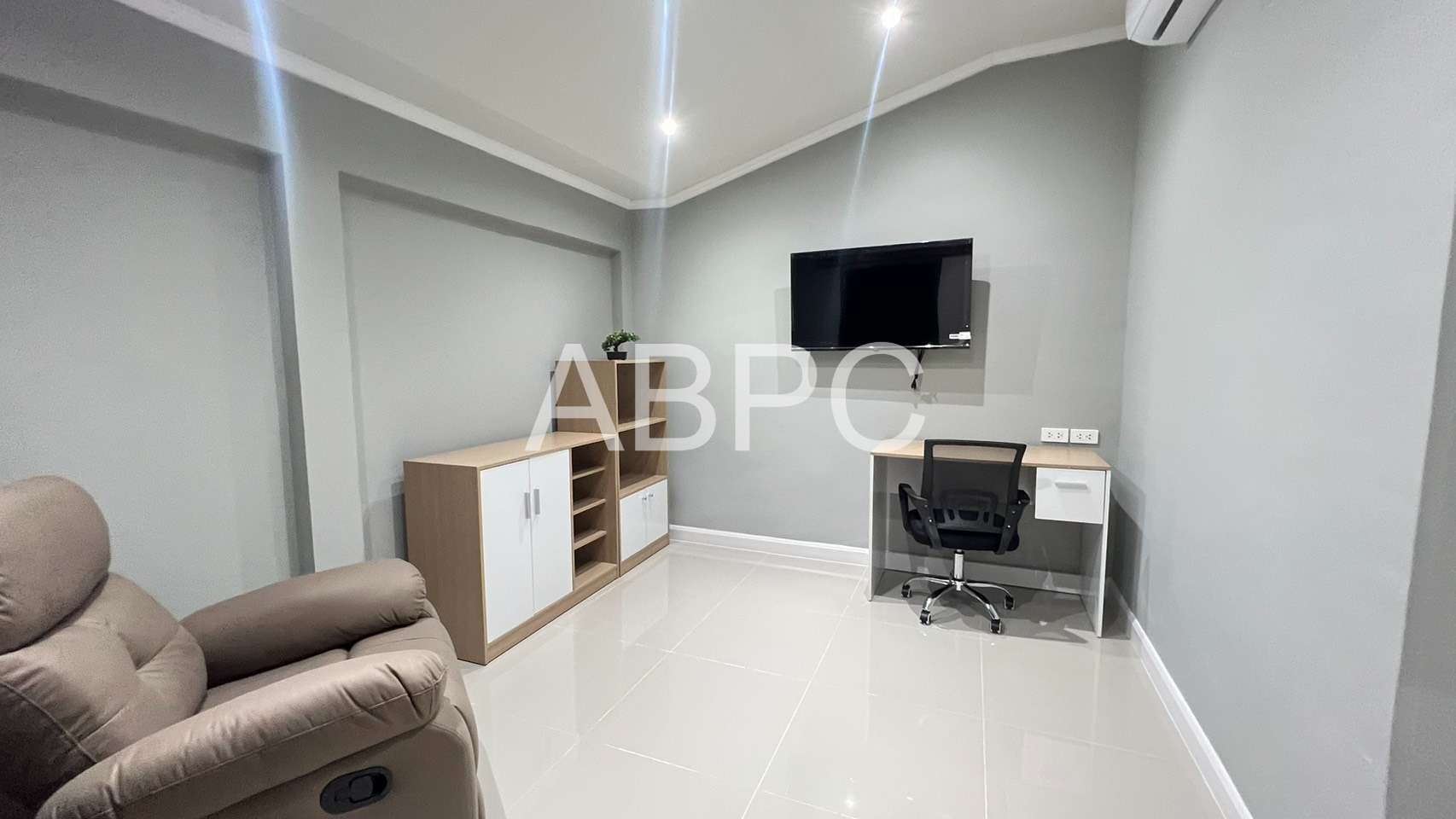 Pool villa For Sale photo 15