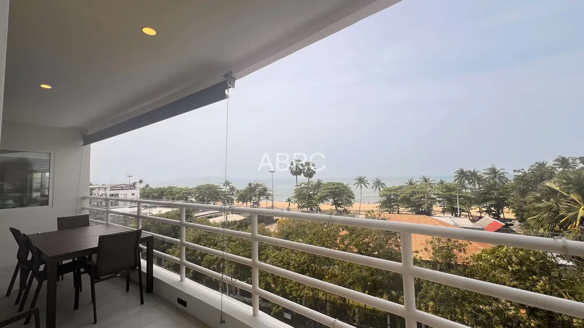 Beachfront 2 Bedroom Condo for Sale in Jomtien
