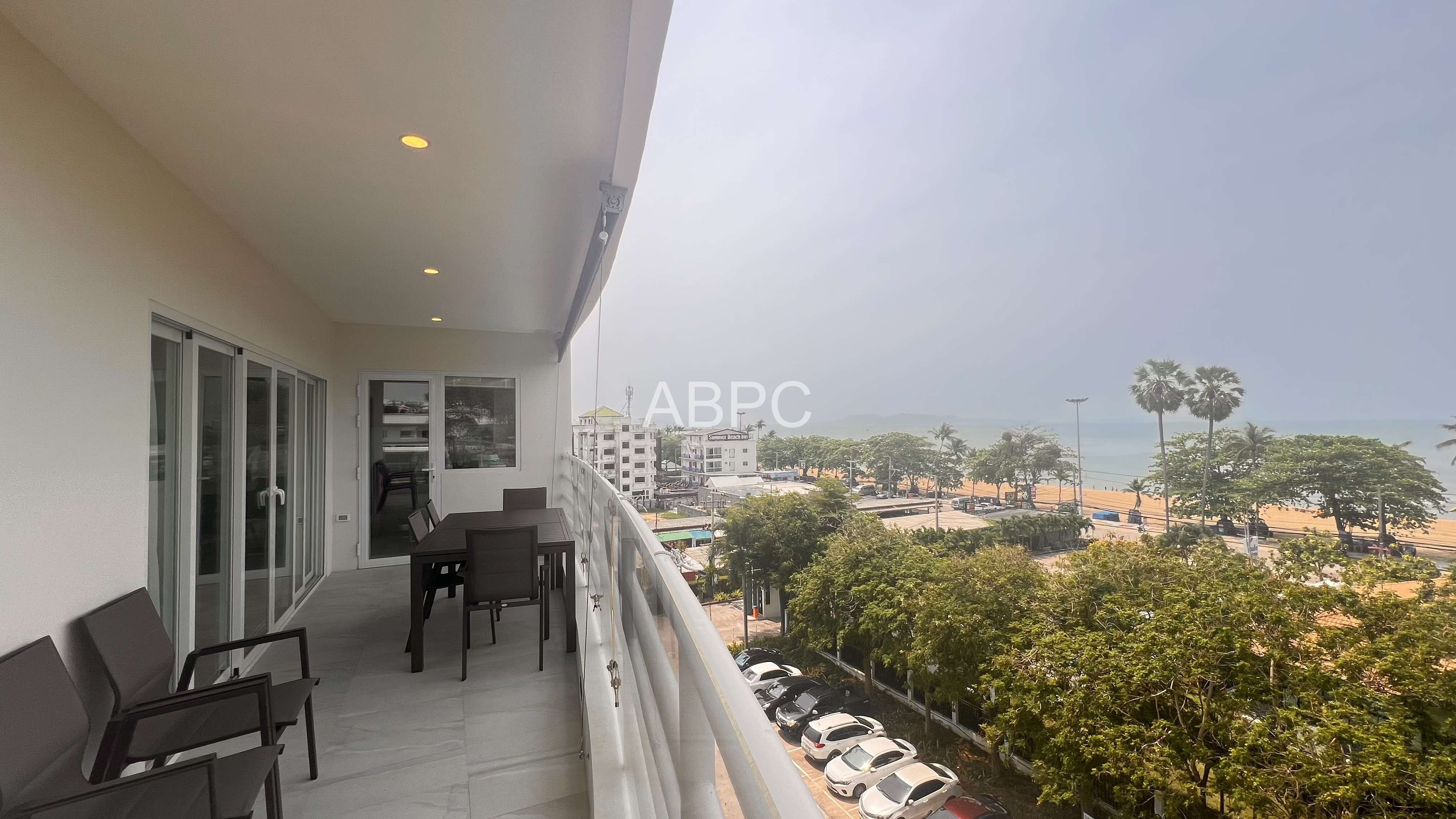 Beachfront 2 Bedroom Condo for Sale in Jomtien photo 10