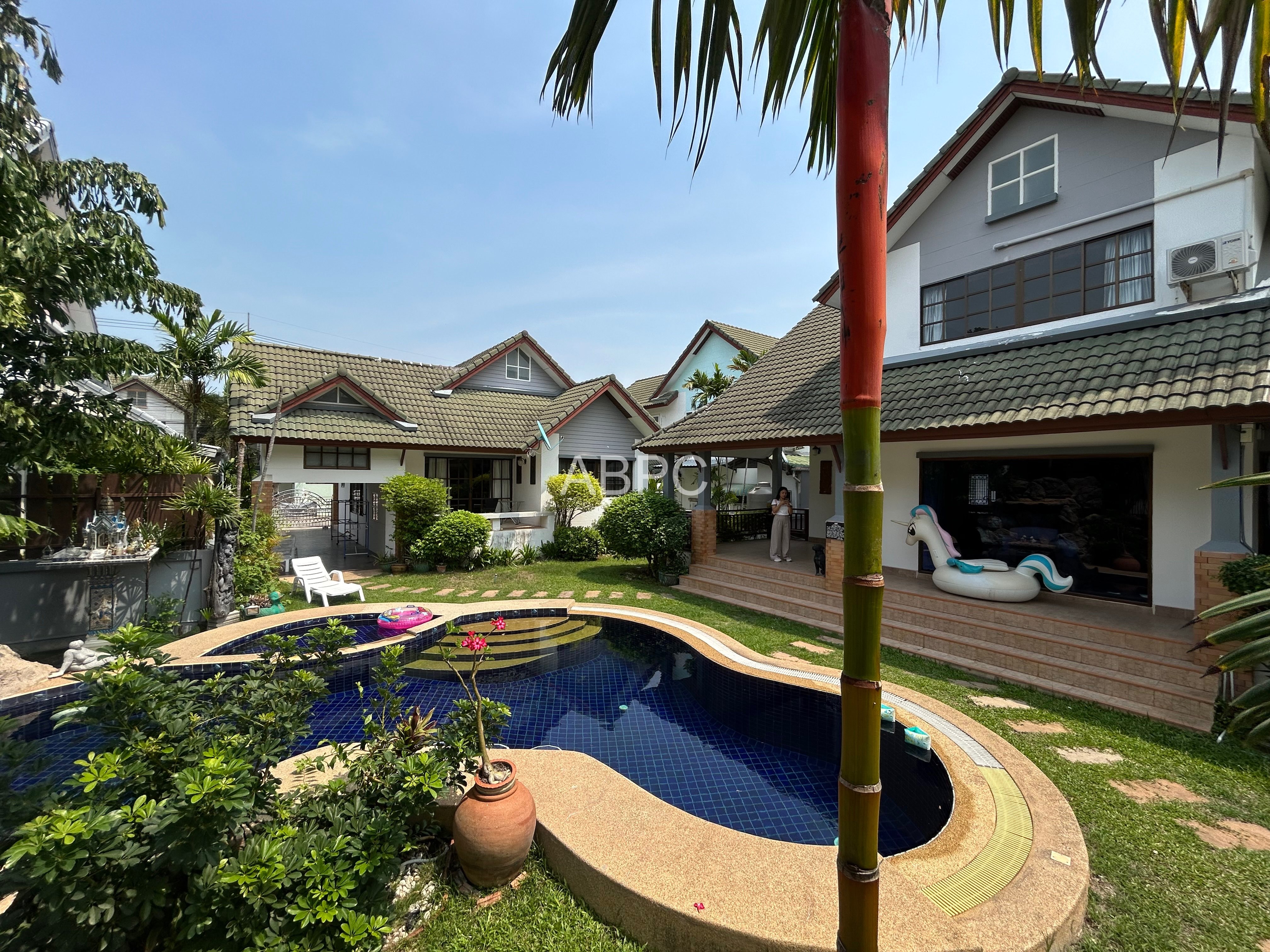 Pool Villas For Sale and Rent in East Pattaya - Central Park 4 photo 9
