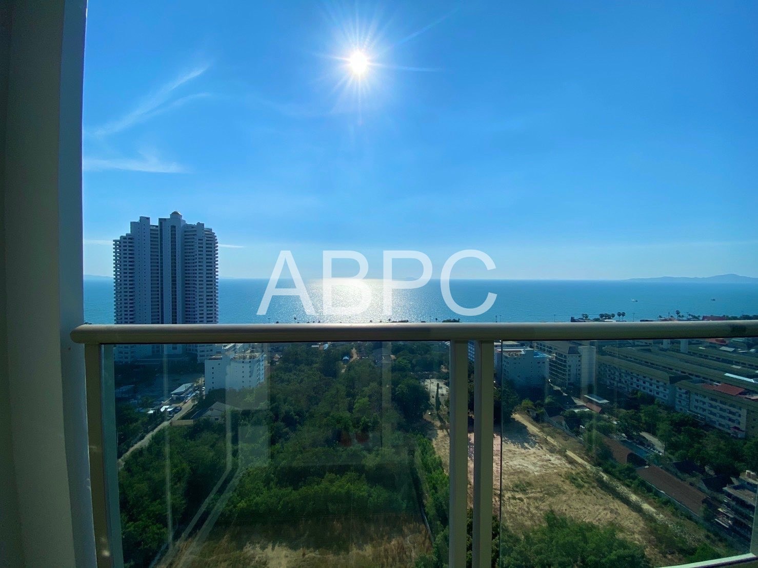 Ocean View Condo For Sale and Rent in Jomtien - The Riviera Jomtien photo 12