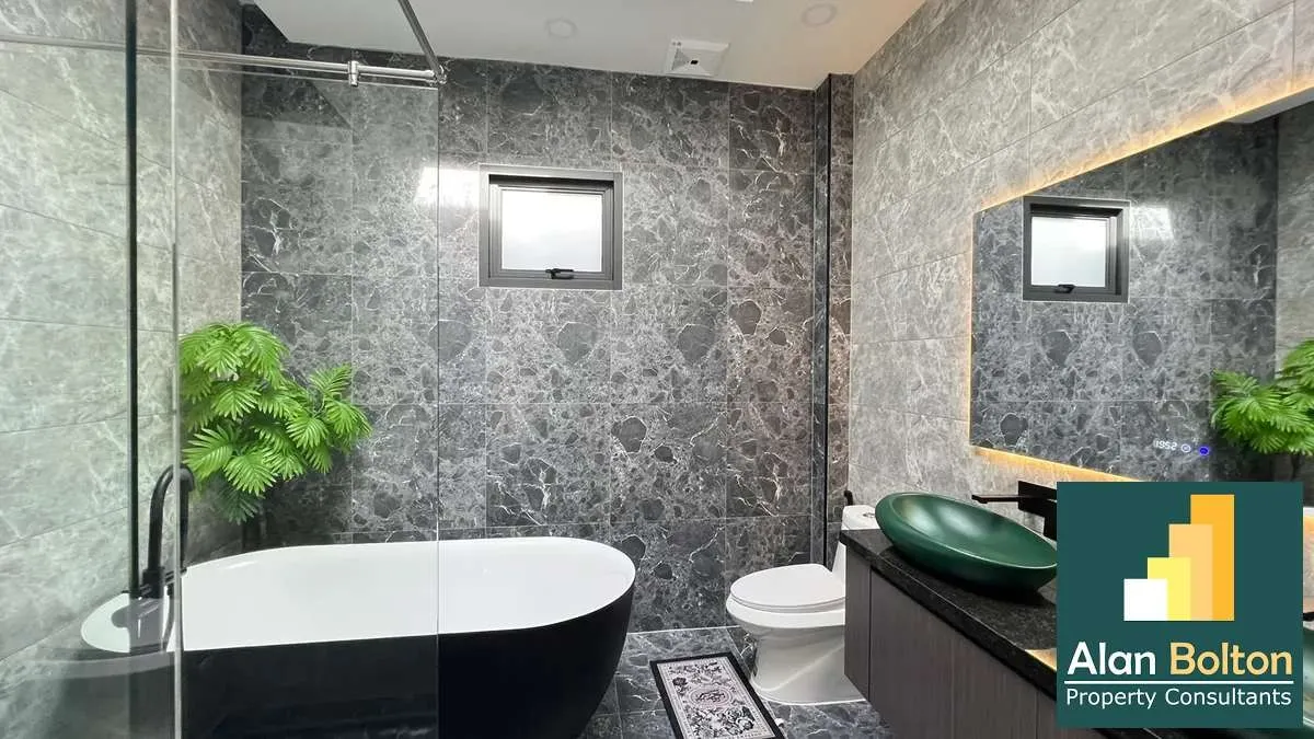 Beautiful and Modern brandnew Private Pool House 3 Bedroom for Sale photo 9
