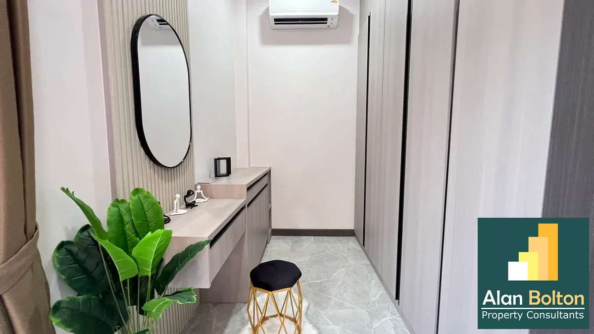 Beautiful and Modern brandnew Private Pool House 3 Bedroom for Sale photo 5