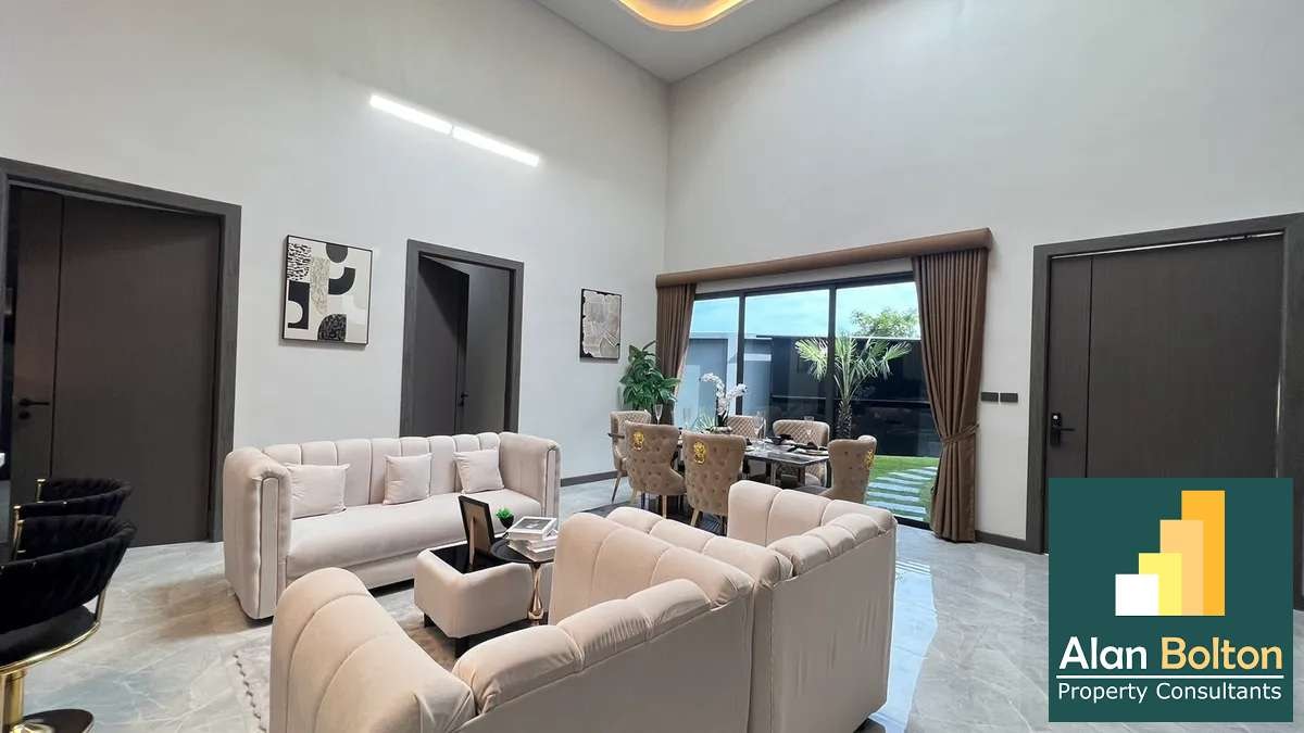 Beautiful and Modern brandnew Private Pool House 3 Bedroom for Sale photo 2