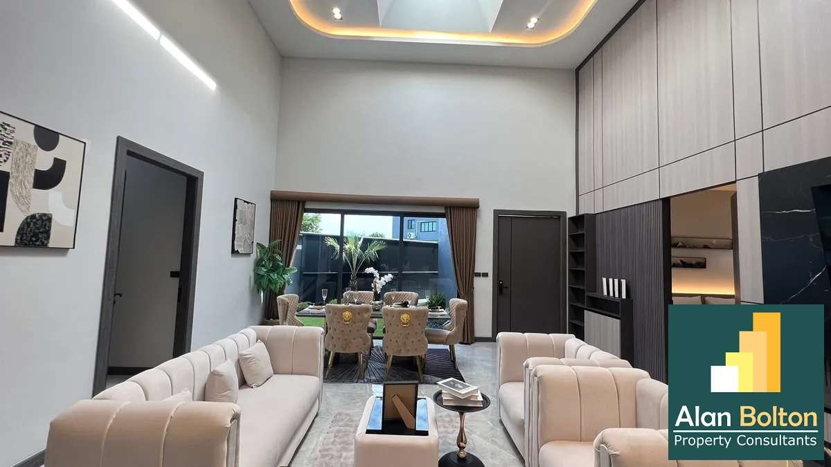 Beautiful and Modern brandnew Private Pool House 3 Bedroom for Sale photo 3
