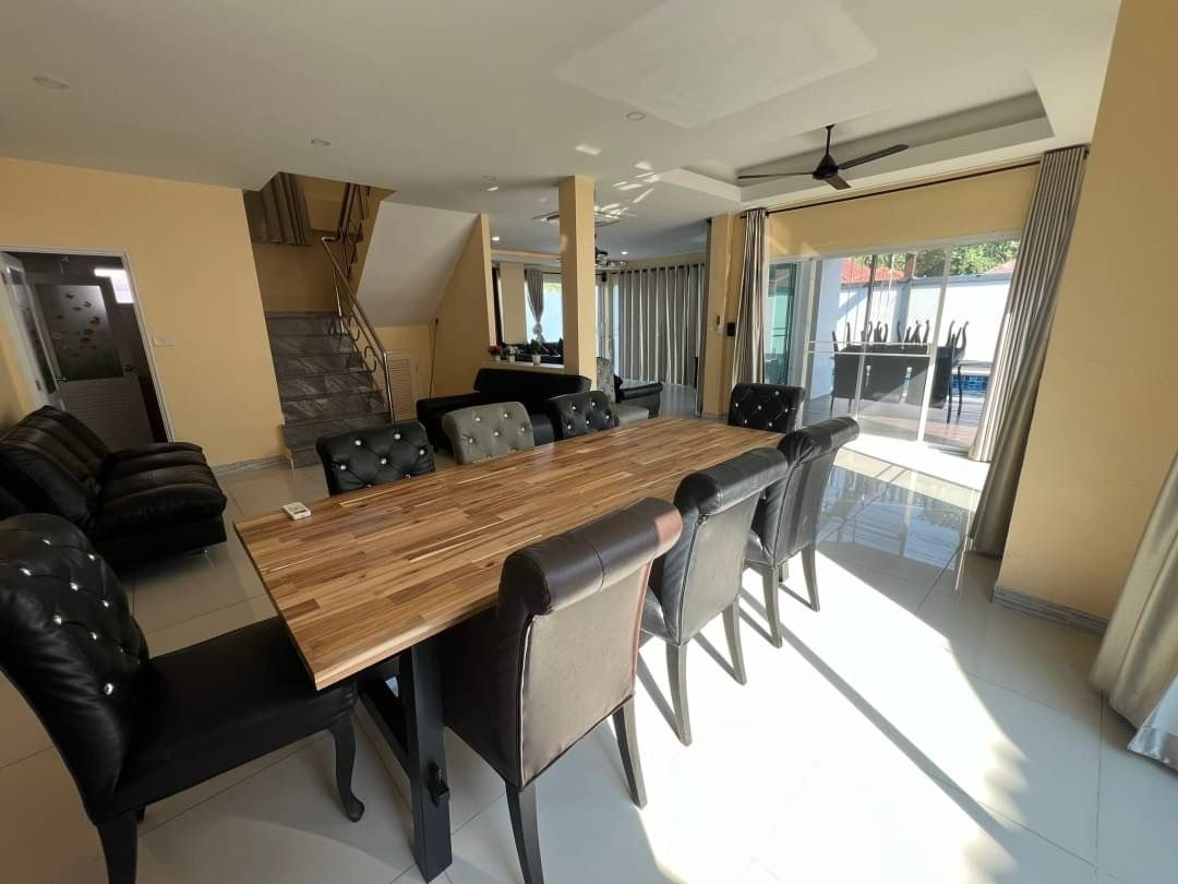 7 Bed 8 Bath Pool Villa In Jomtien photo 20