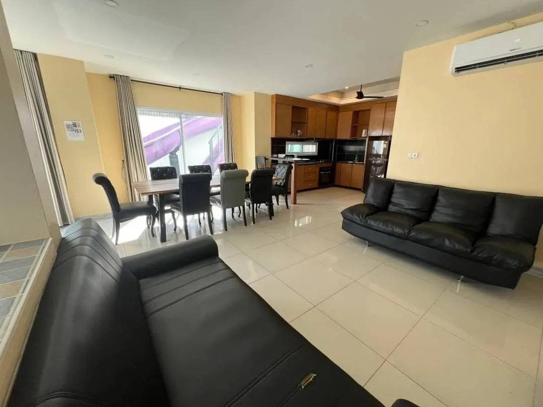 7 Bed 8 Bath Pool Villa In Jomtien photo 18