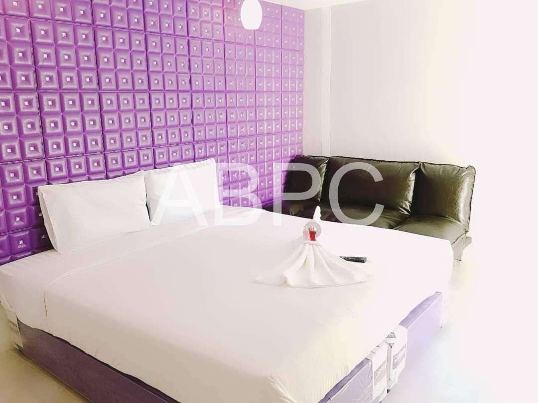 7 Bed 8 Bath Pool Villa In Jomtien photo 11