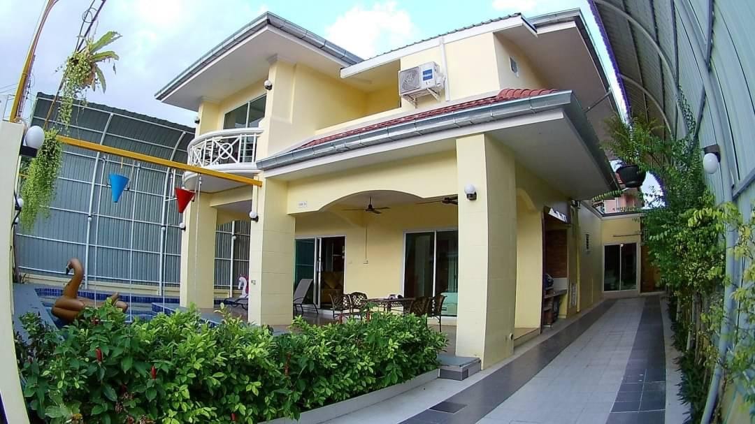 7 Bed 8 Bath Pool Villa In Jomtien photo 18