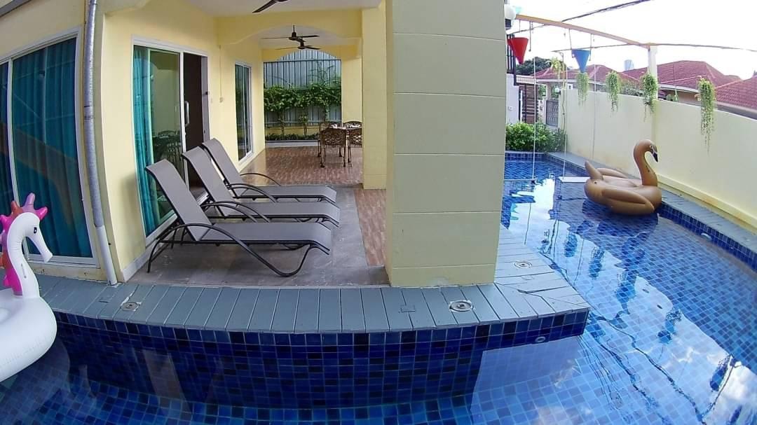7 Bed 8 Bath Pool Villa In Jomtien photo 21