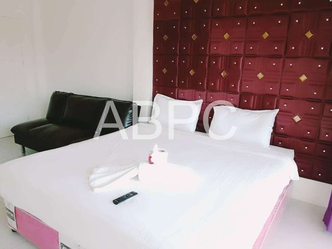 7 Bed 8 Bath Pool Villa In Jomtien photo 8